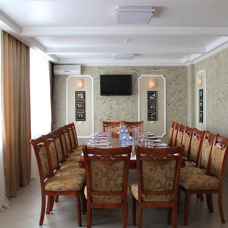 Ilek Hotel, Гостиница ИЛЕК Актобе Экстерьер фото