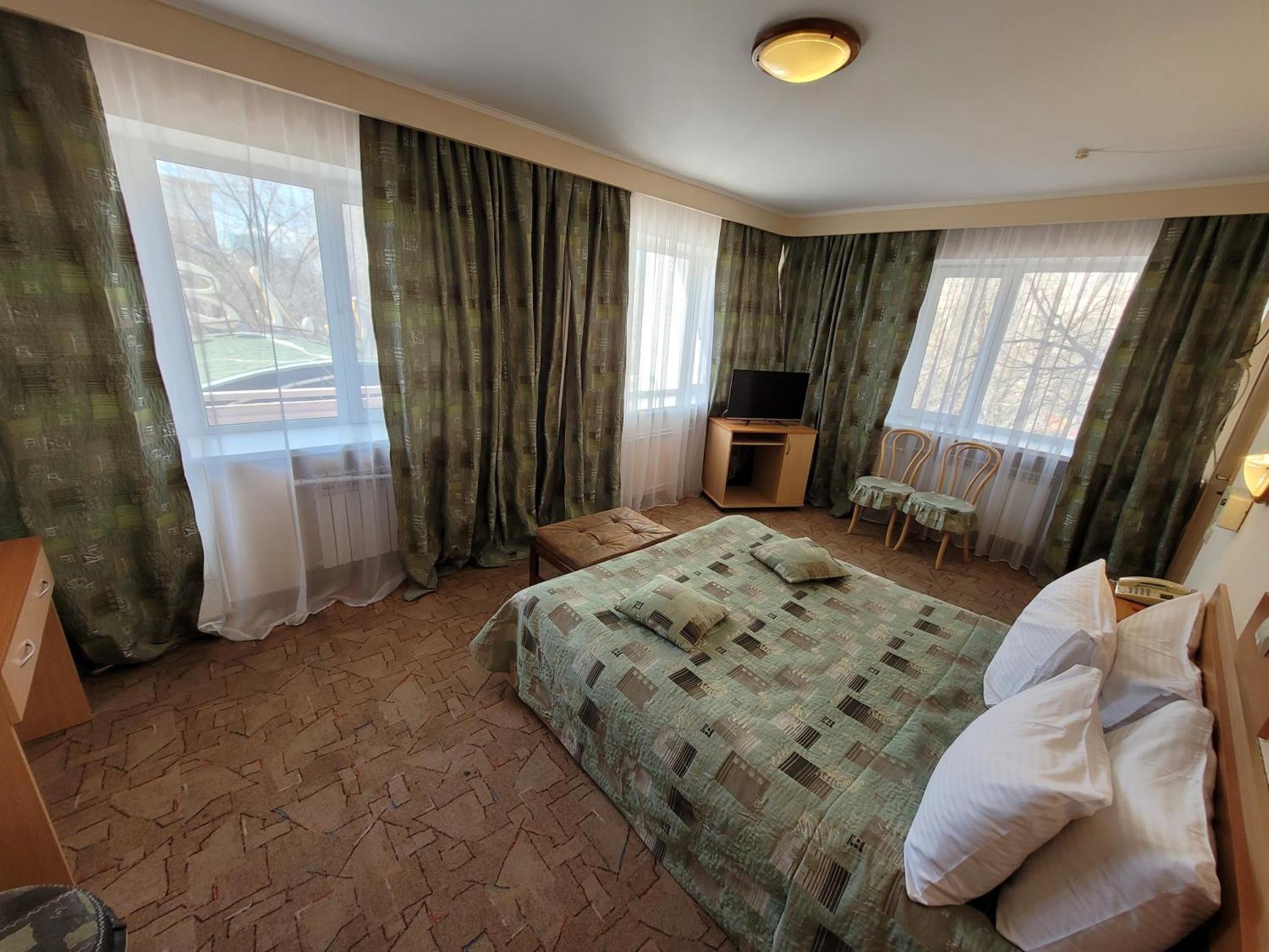 Ilek Hotel, Гостиница ИЛЕК Актобе Экстерьер фото