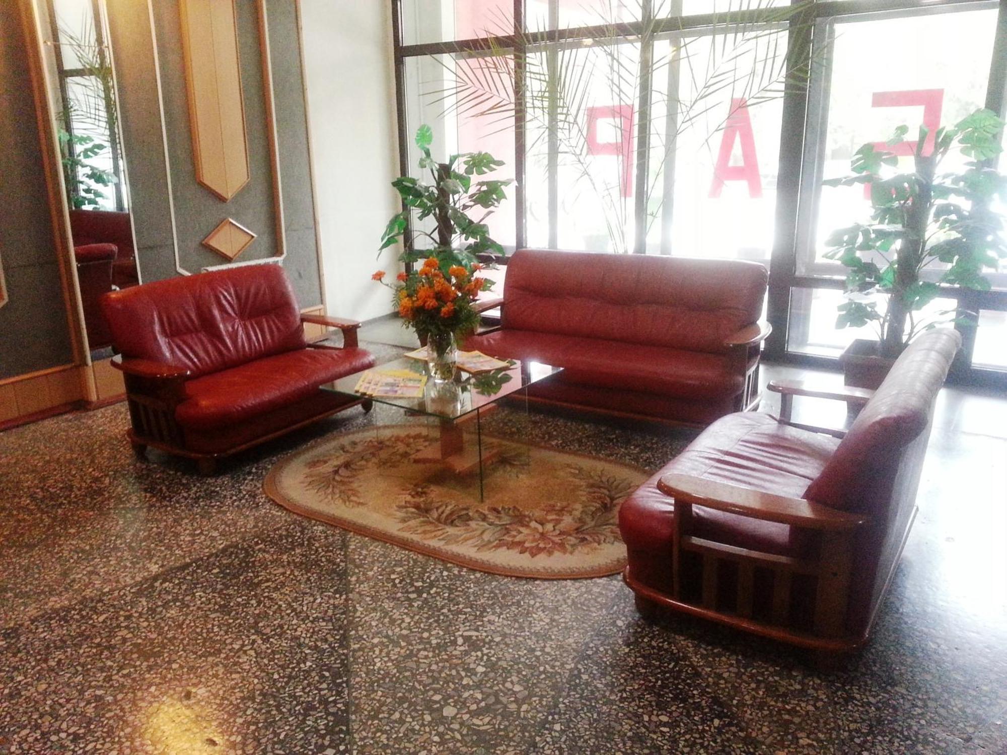 Ilek Hotel, Гостиница ИЛЕК Актобе Экстерьер фото