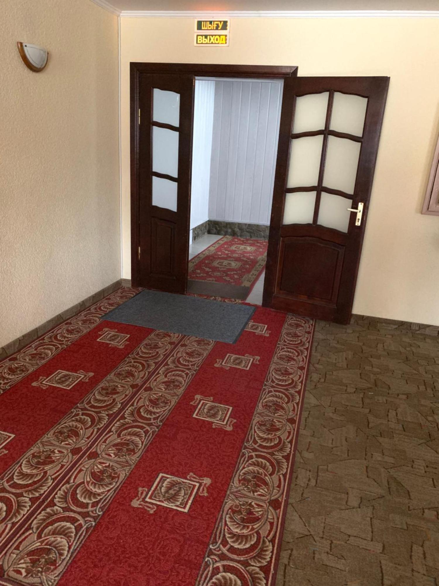 Ilek Hotel, Гостиница ИЛЕК Актобе Экстерьер фото